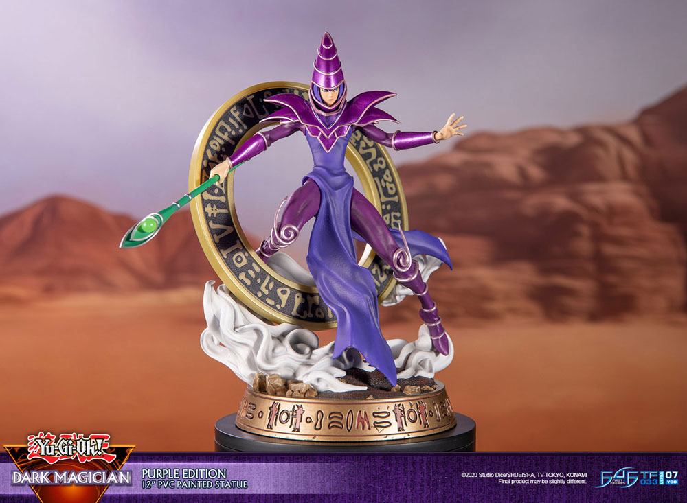 Figurine Yu Gi Oh Dark Magician Purple version First 4 figures