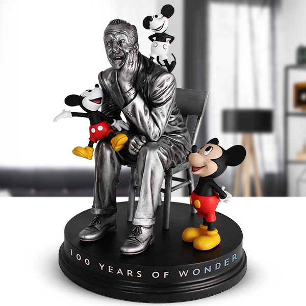Figurine Disney Walt et Mickey à travers les années Edition spéciale 100 ans
